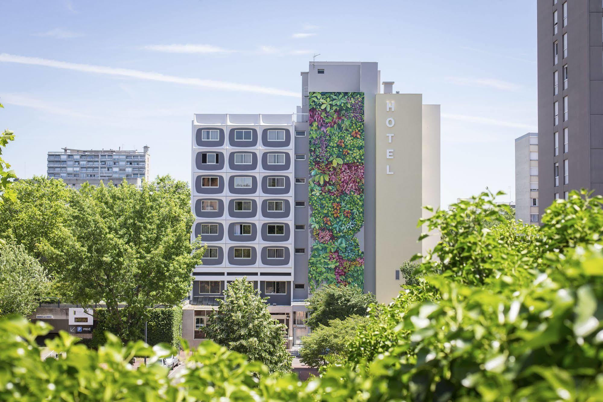 Hotel Des Congres Villeurbanne Exterior foto